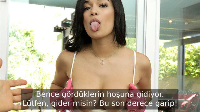 Kendini Siktirmek İçin Üvey Abisini Tahrik Edip Amının Suyunu Çıkartıyor